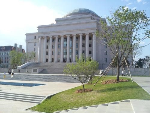 長春建筑學院